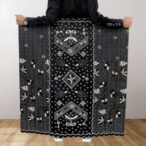 Sarung batik motif bakaran kembang