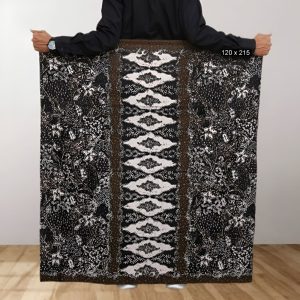 Sarung batik motif laseman wajik