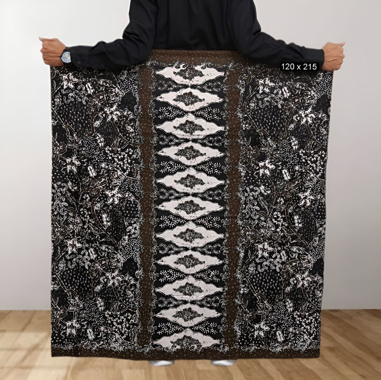 Sarung batik motif laseman wajik