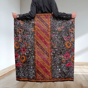 Sarung batik motif dewa coklat